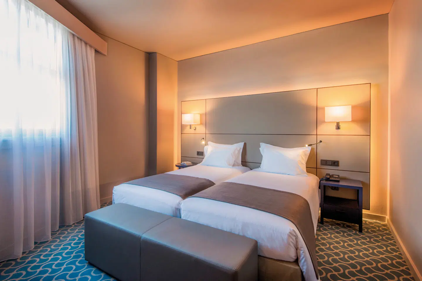 Dom Henrique Downtown ROOM_EXAMPLE