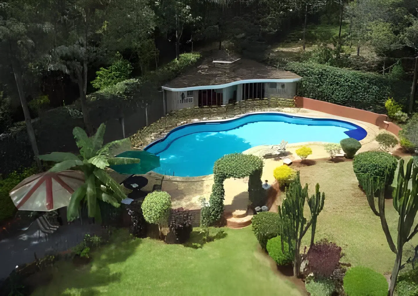 The Drexel House Kenya OUTDOOR_POOL