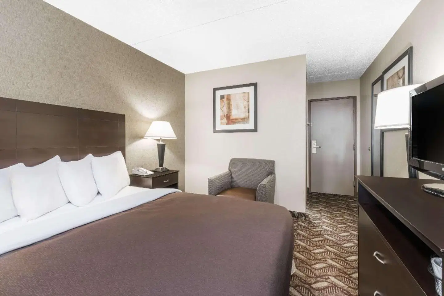 Days Inn by Wyndham Bismarck ROOM_EXAMPLE