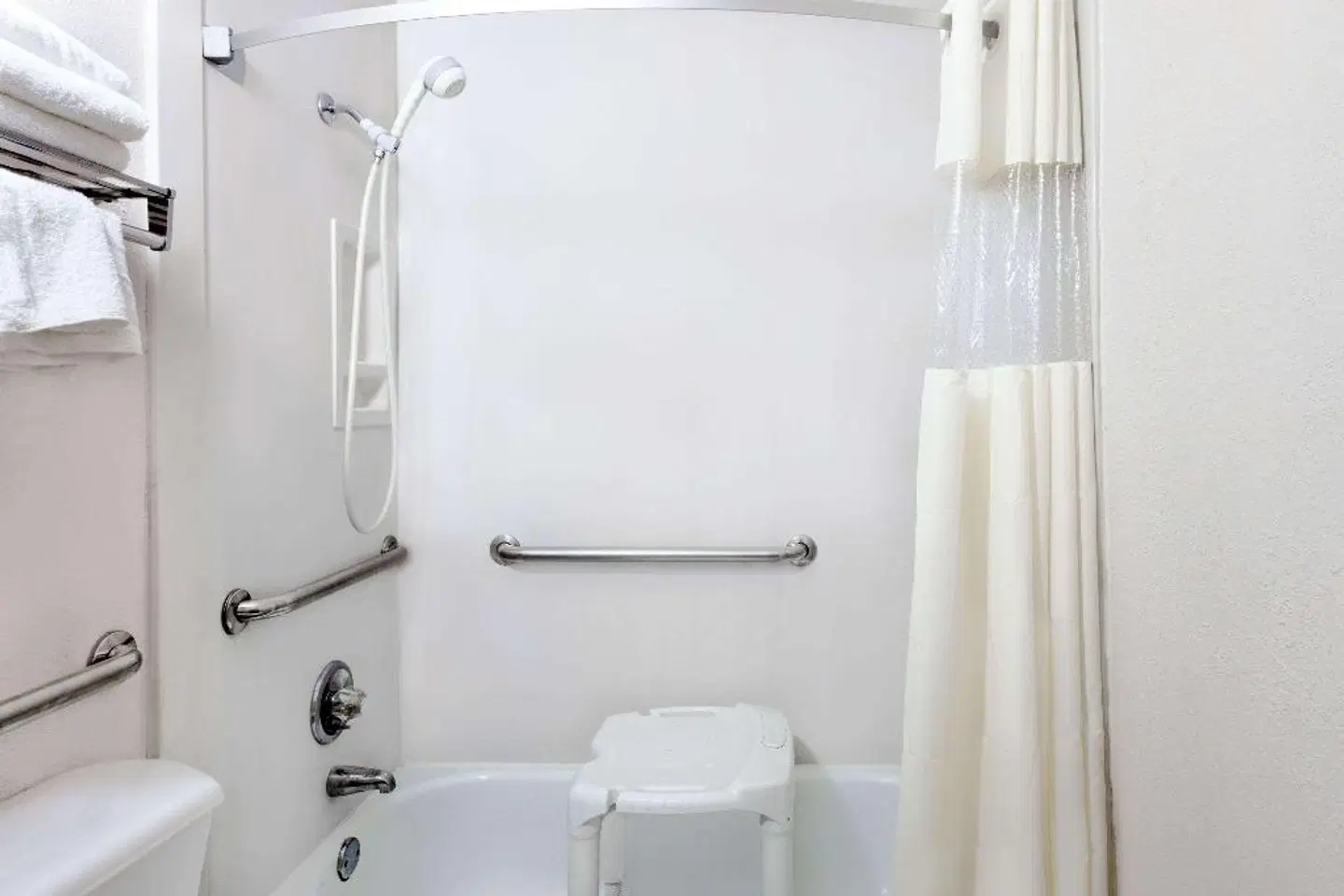 Days Inn Cullman Badezimmer