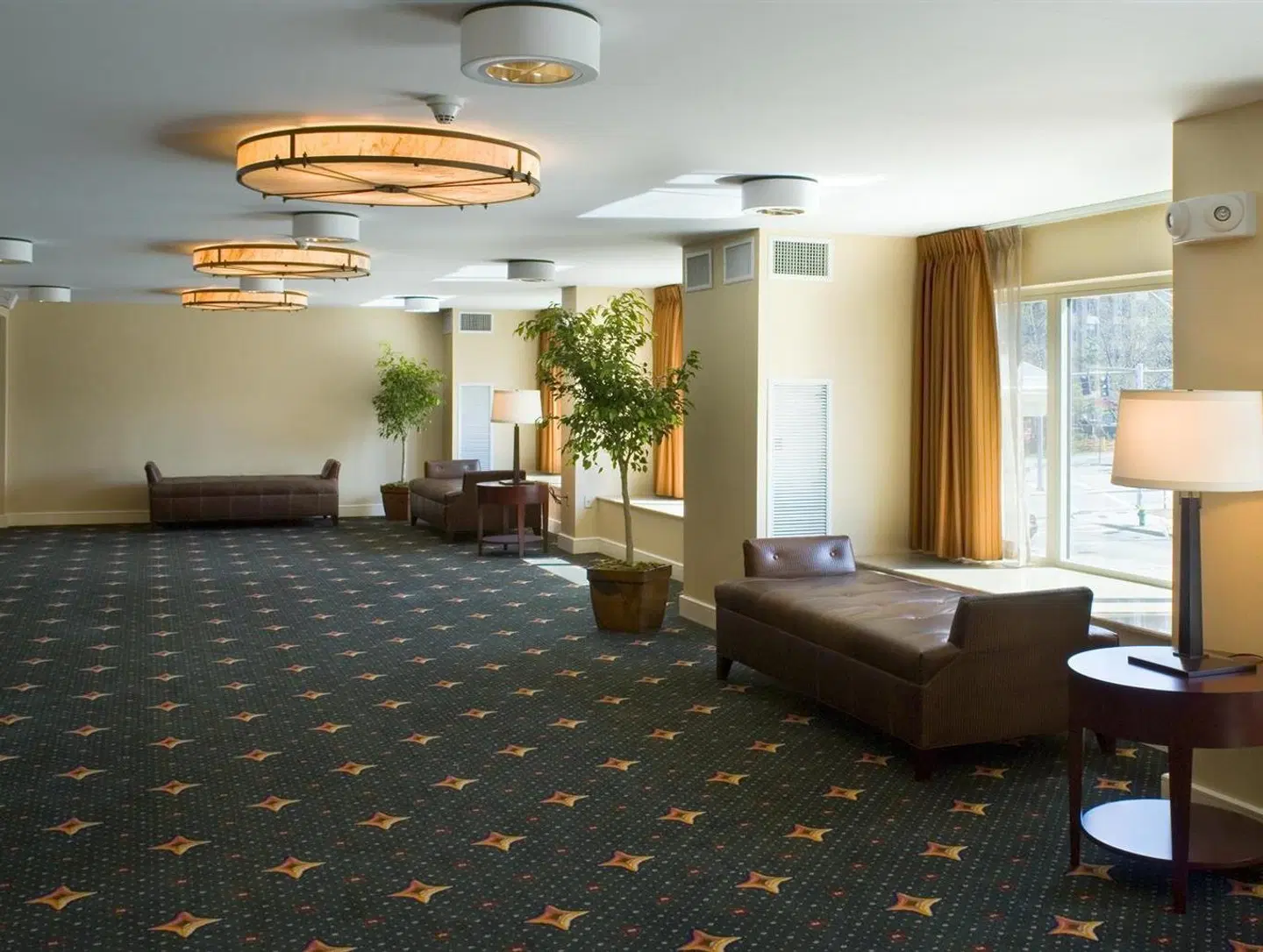 Hilton Providence LOUNGE_LOBBY