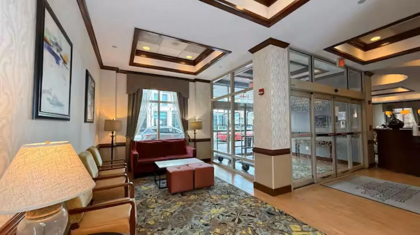 Hampton Inn Alexandria-Old Town/King St. Metro LOUNGE_LOBBY