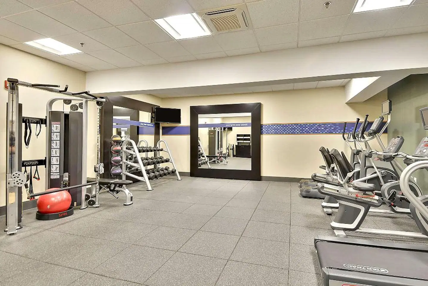 Hampton Inn Alexandria-Old Town/King St. Metro SPORTS_AND_LEISURE