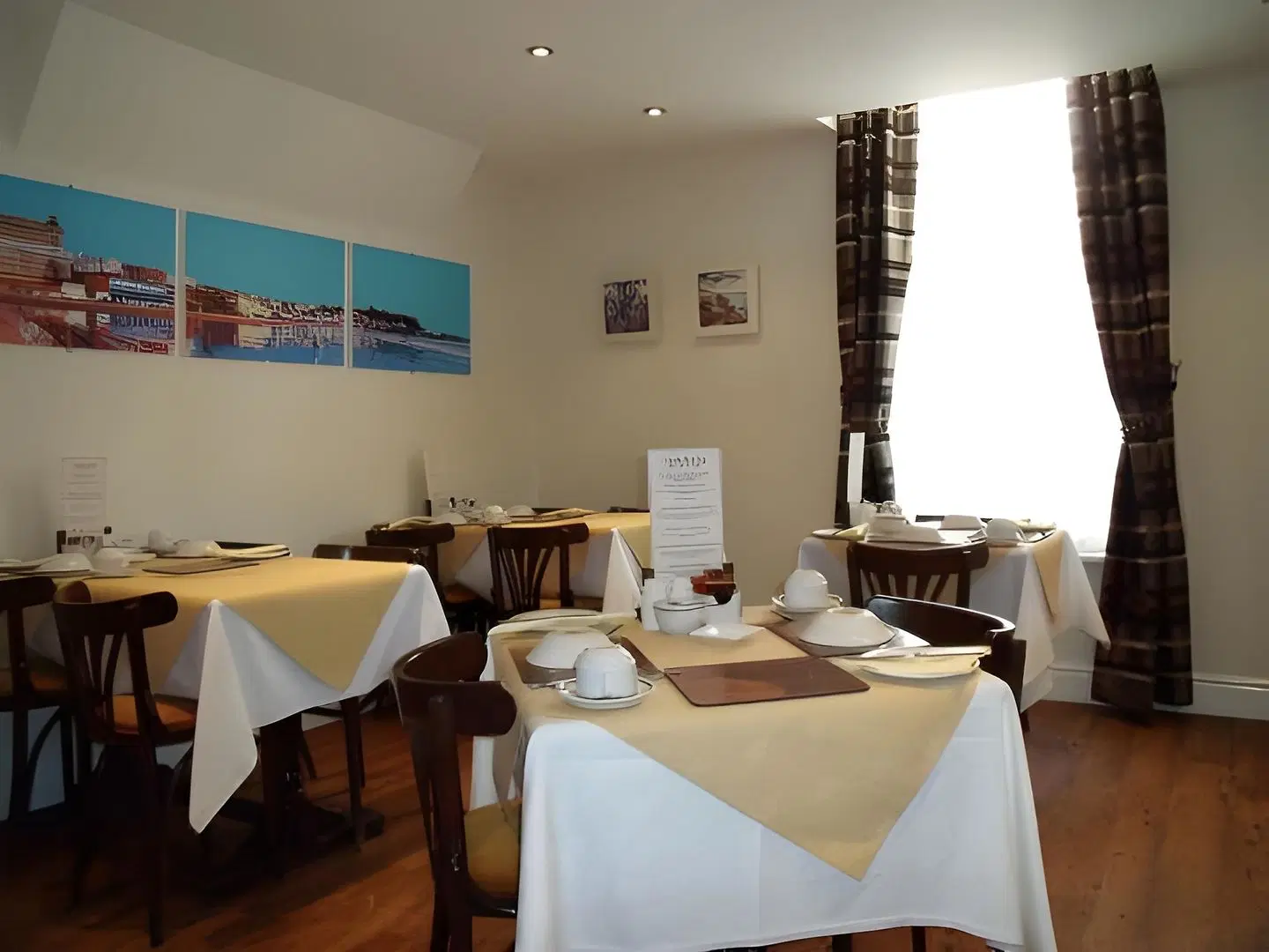 Ashburton House - B&B RESTAURANT