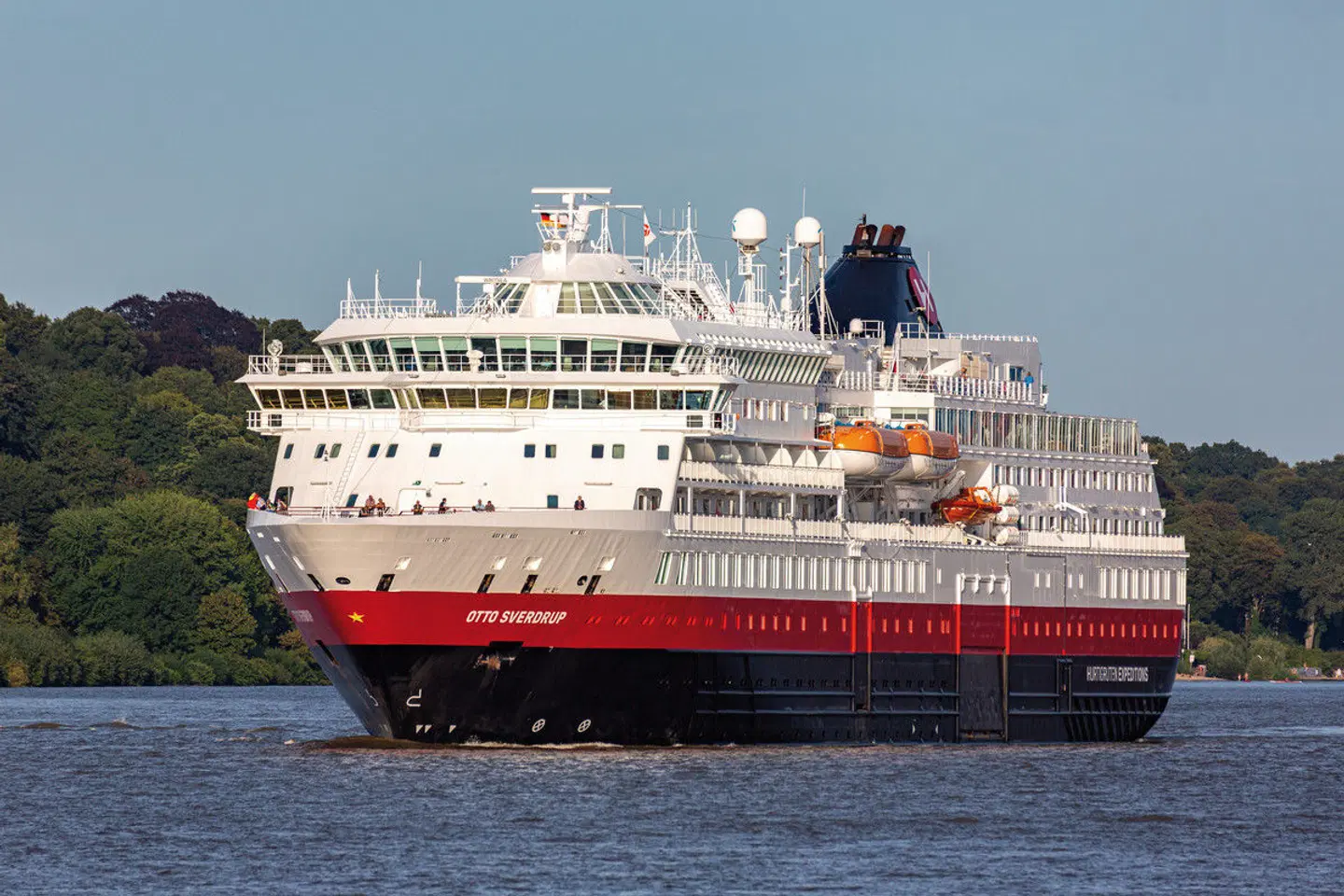 ADAC Special Hurtigruten: Mit MS Finnmarken auf den Spuren der Postschiffroute EXTERIOR