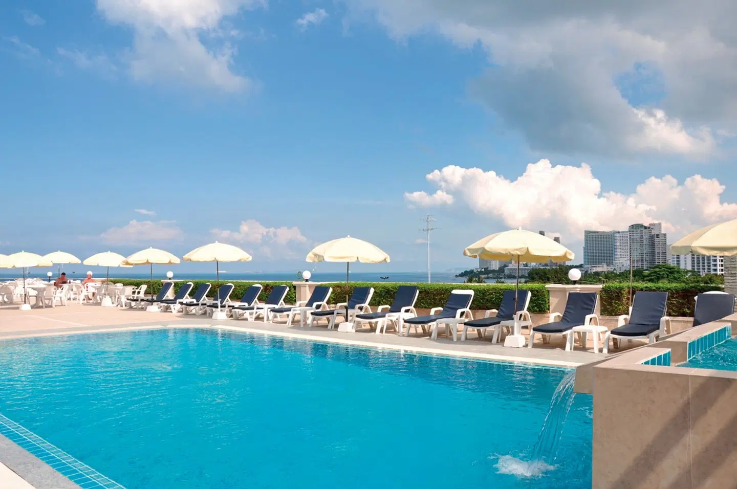 Flipper Lodge OUTDOOR_POOL