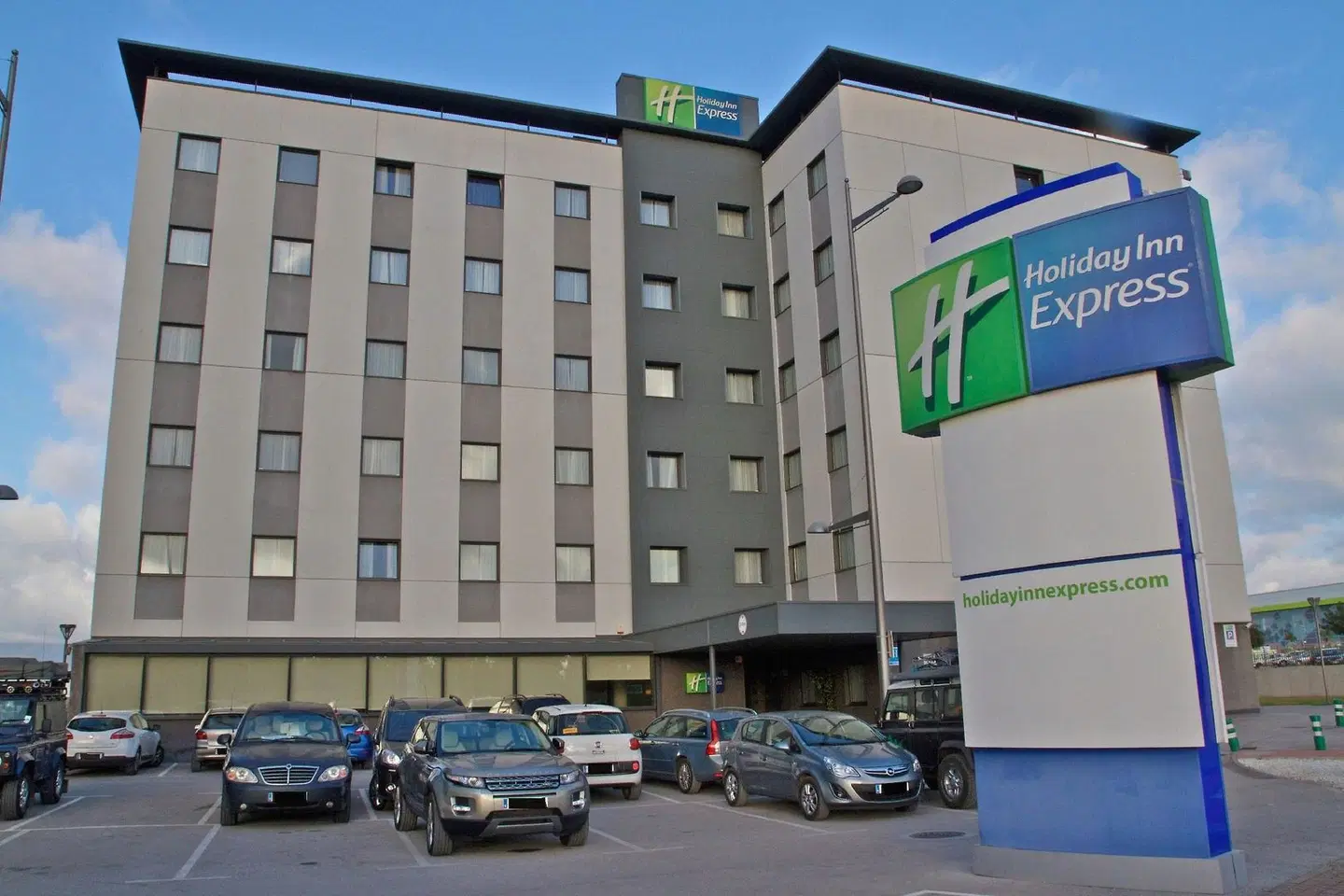 Holiday Inn Express Campo de Gibraltar-Barrios by IHG EXTERIOR