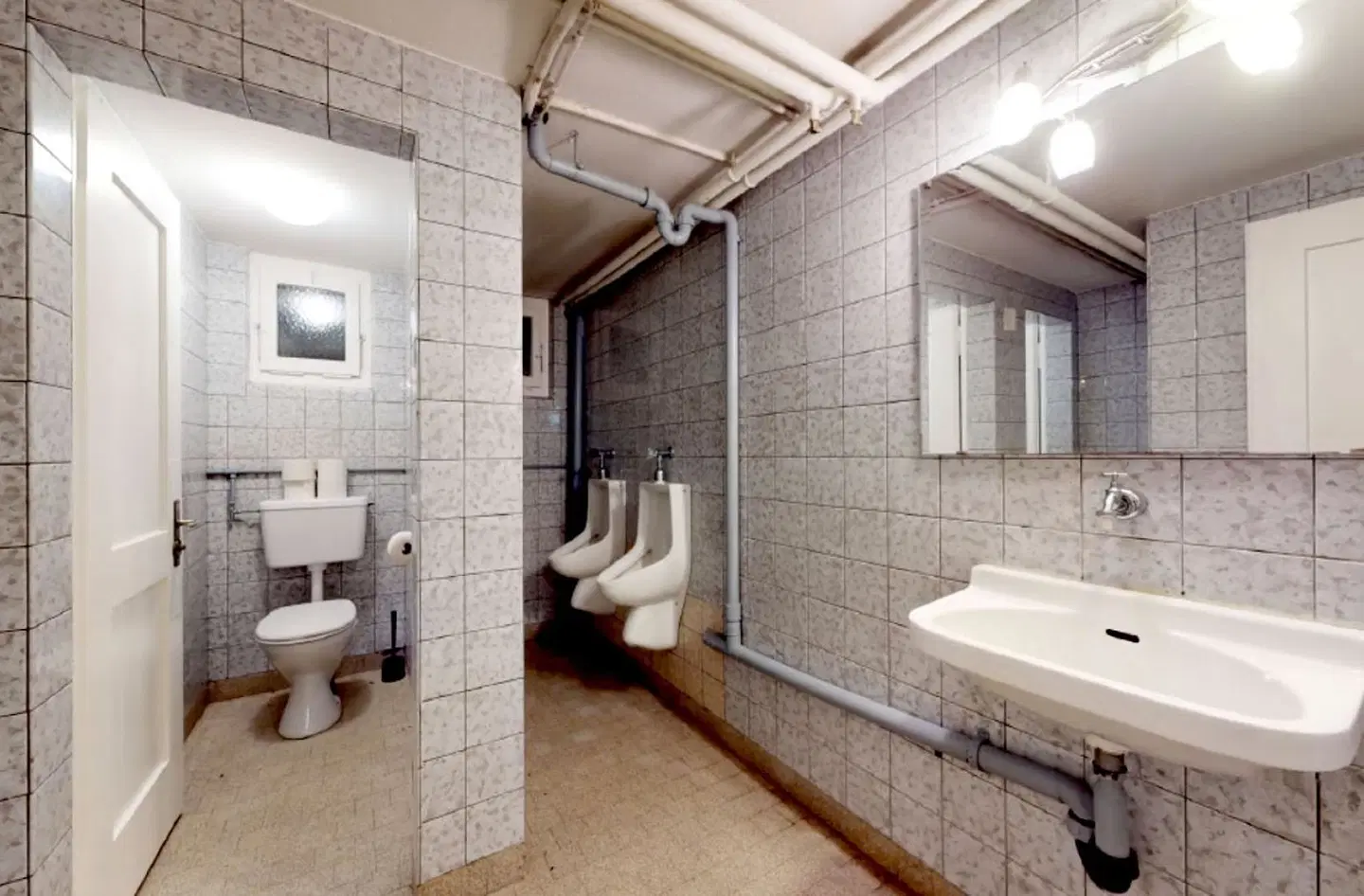 Alpenrose Badezimmer