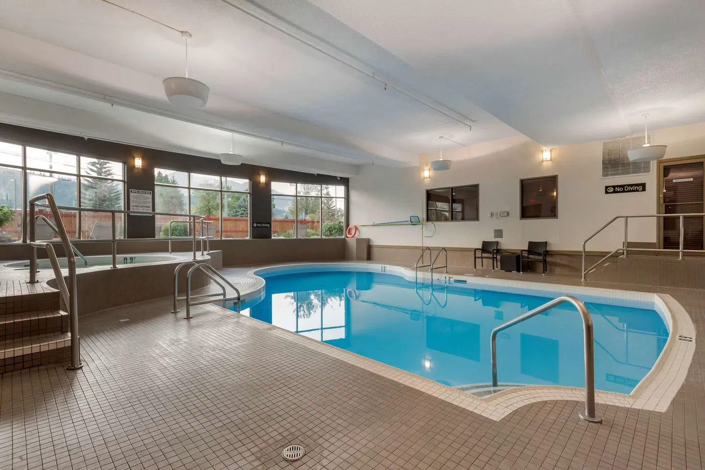 Best Western PLUS Fernie Mountain Lodge INDOOR_POOL