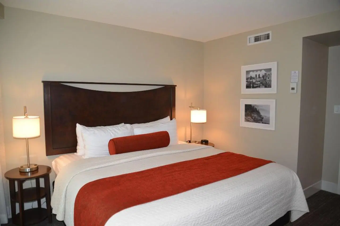 Rosedale on Robson Suite Hotel ROOM_EXAMPLE