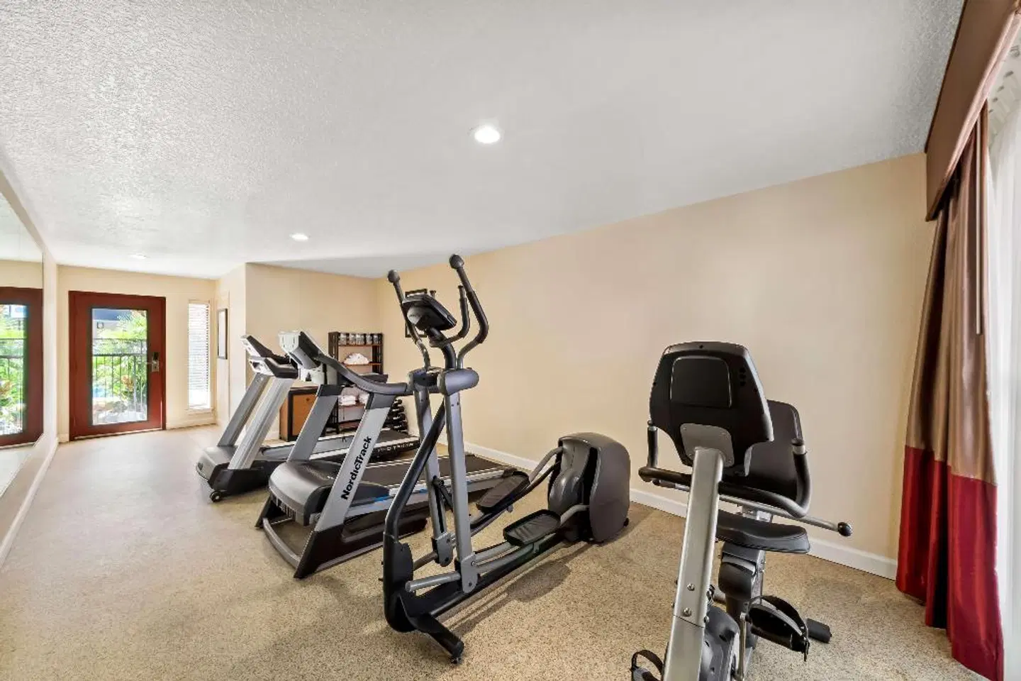 Best Western Plus Fiesta Inn SPORTS_AND_LEISURE