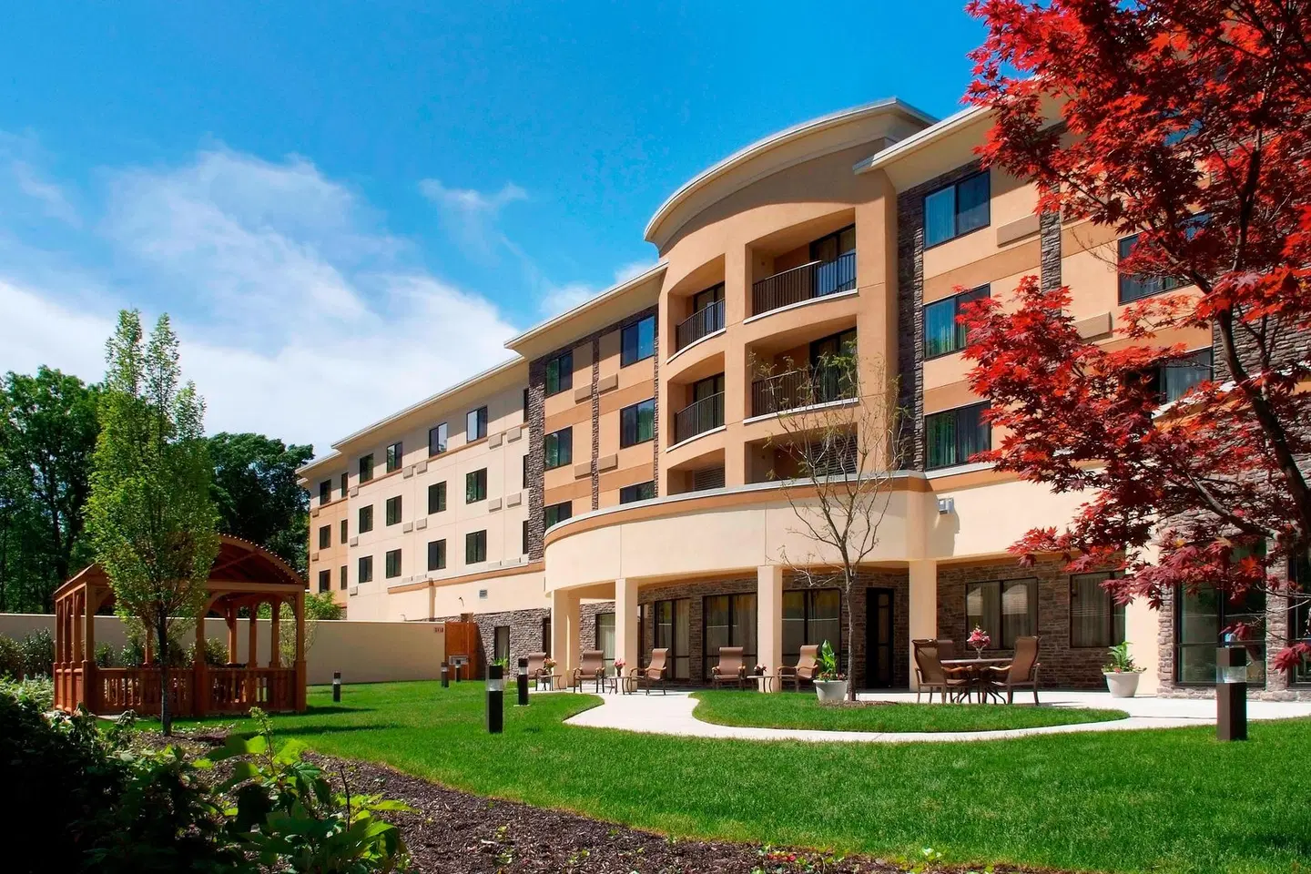 Courtyard by Marriott Paramus EXTERIOR