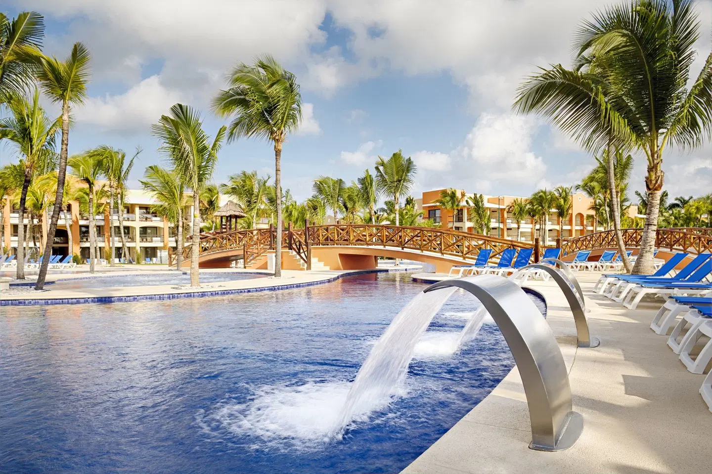 Barcelo Maya Beach OUTDOOR_POOL