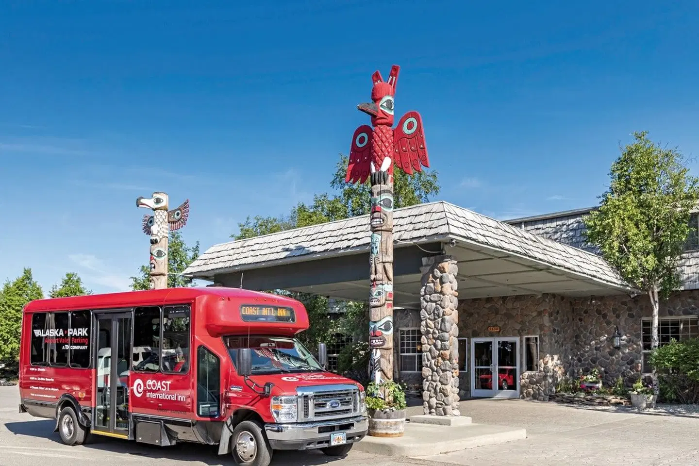 Coast Inn at Lake Hood EXTERIOR