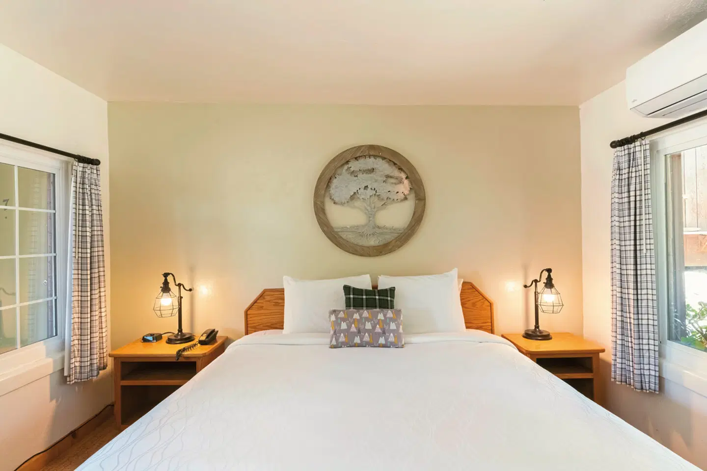 Buckeye Tree Lodge ROOM_EXAMPLE