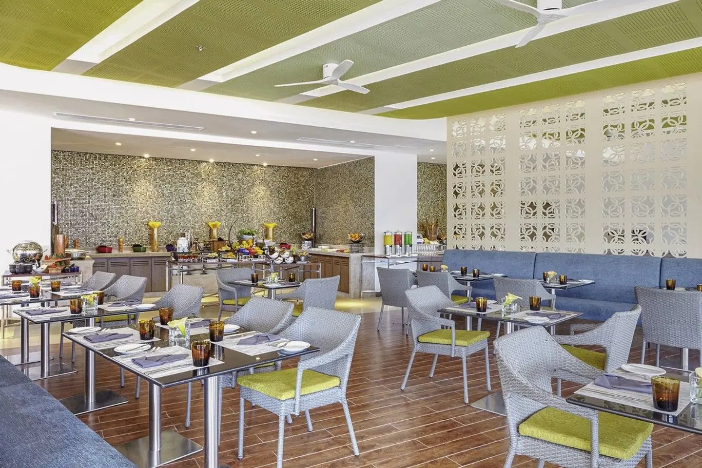 Radisson Hotel Kandy RESTAURANT