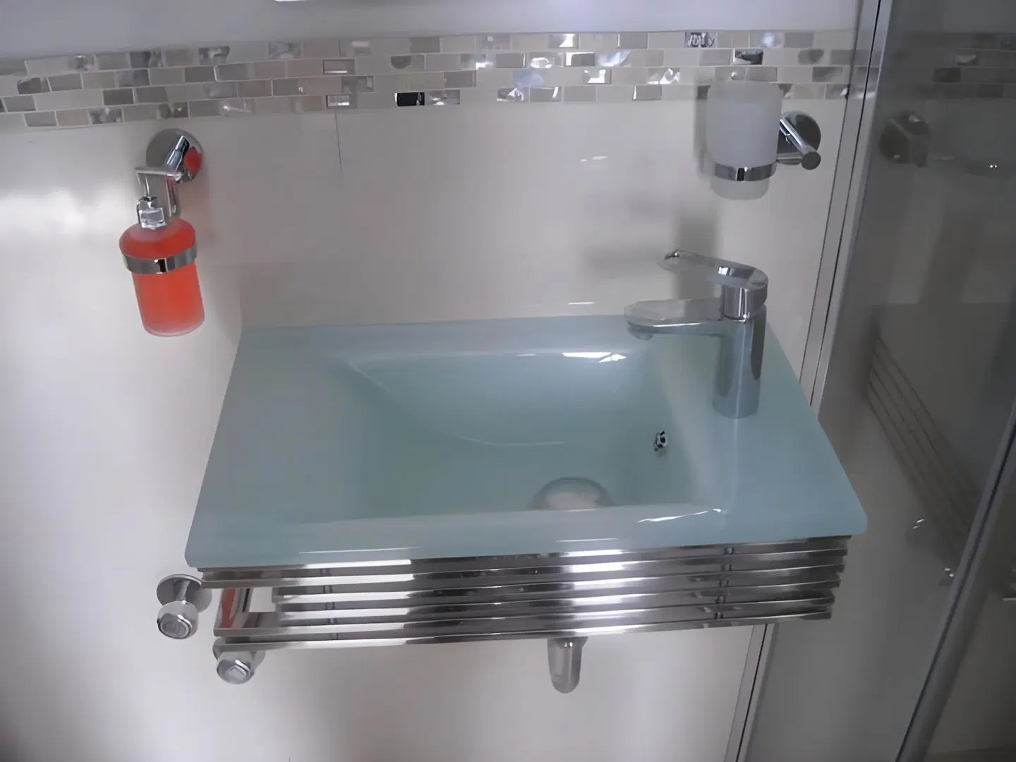 Georgia Mare BATHROOM