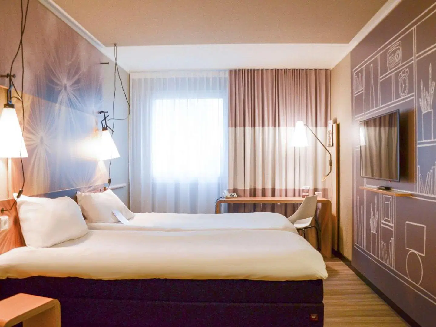 ibis Frankfurt Airport ROOM_EXAMPLE