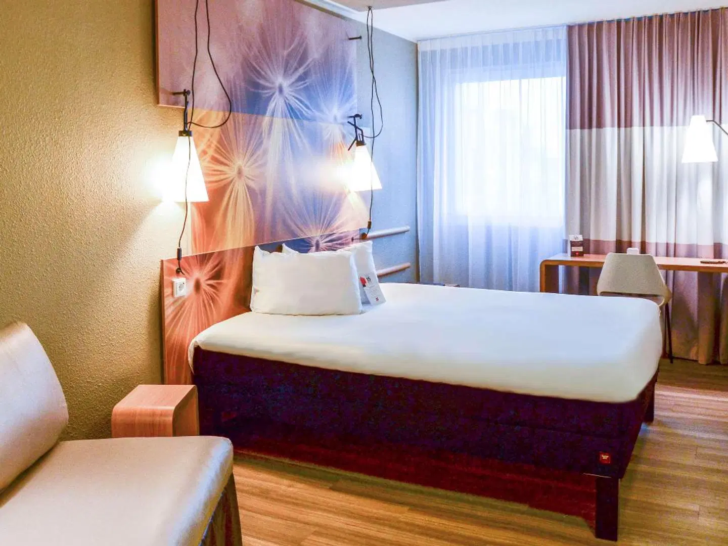 ibis Frankfurt Airport ROOM_EXAMPLE