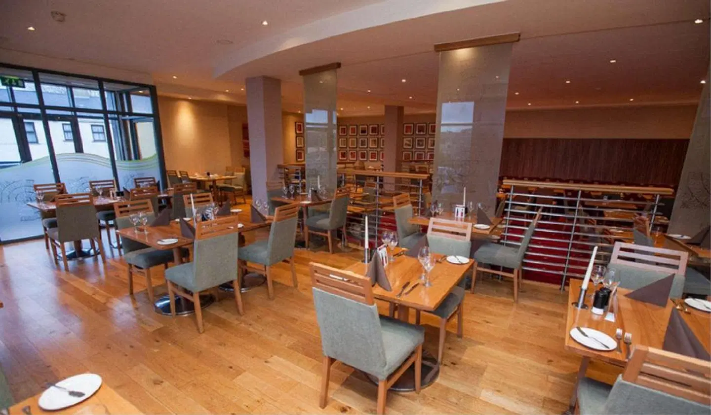 Radisson Blu Athlone RESTAURANT