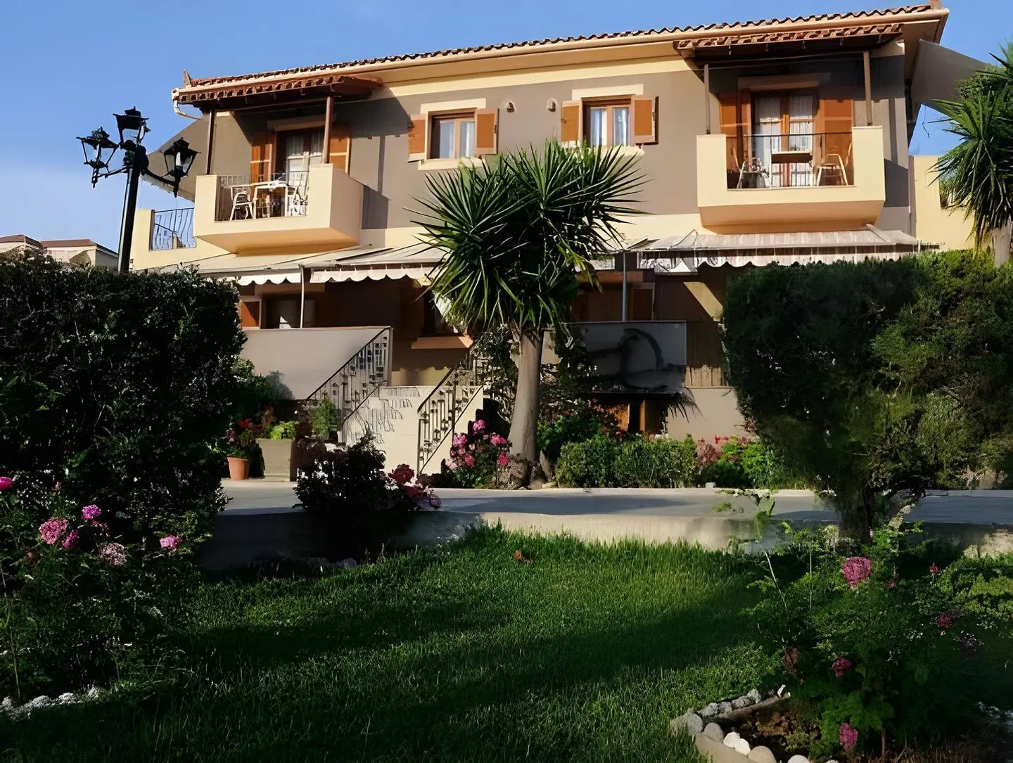 Emma's Studios EXTERIOR