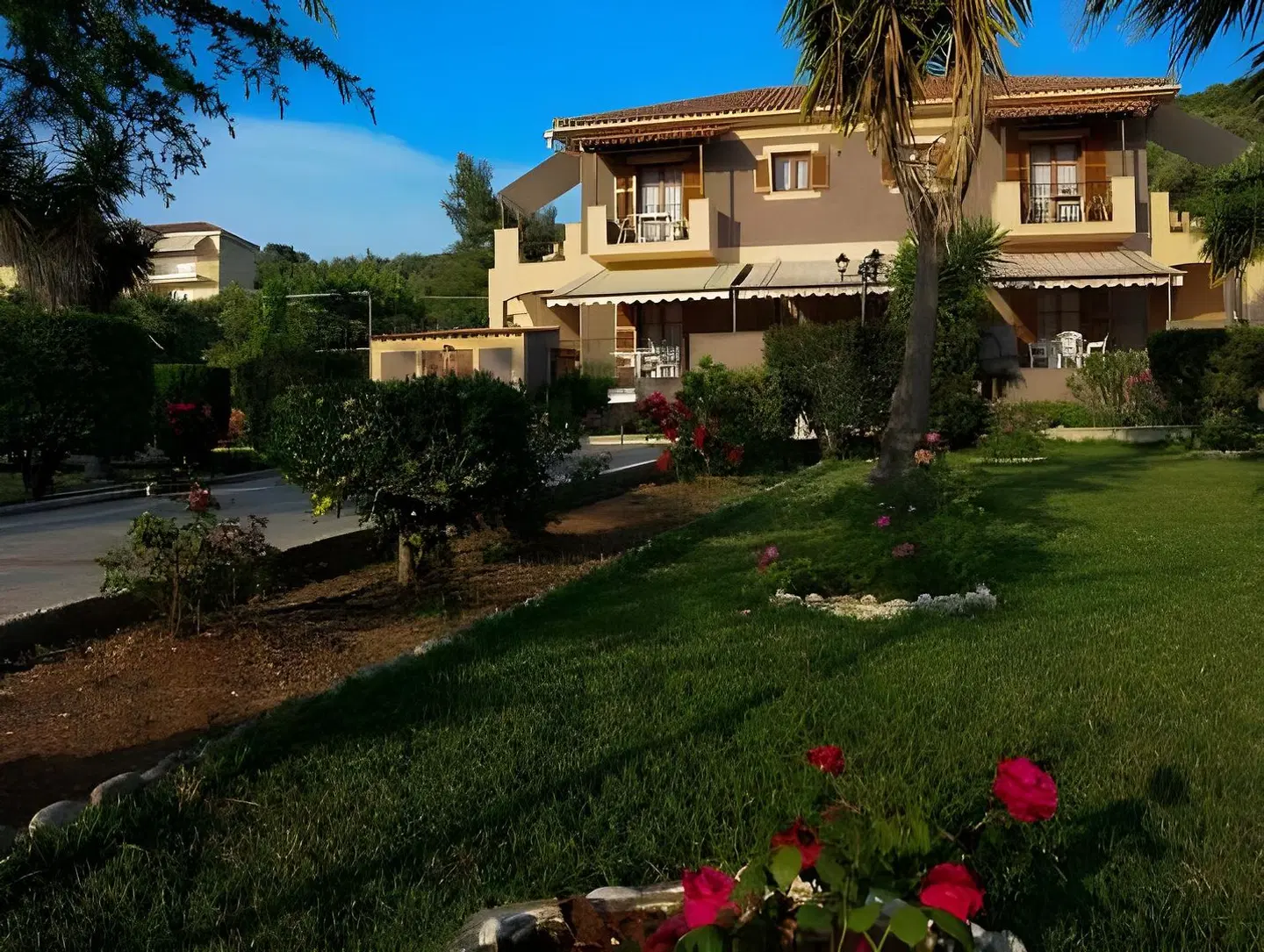 Emma's Studios EXTERIOR