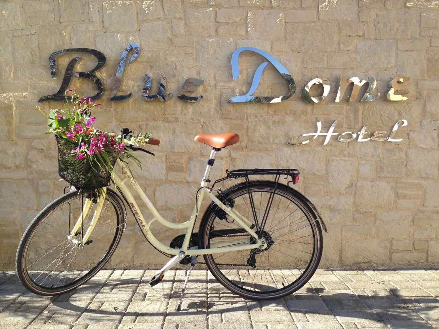 Blue Dome Hotel MODEL_IMPRESSION