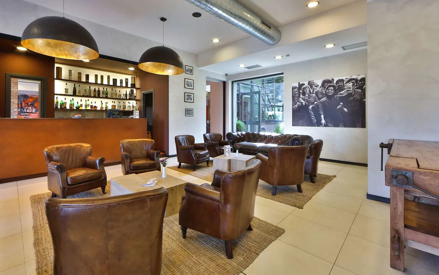 Best Western Falck Village Hotel Bar