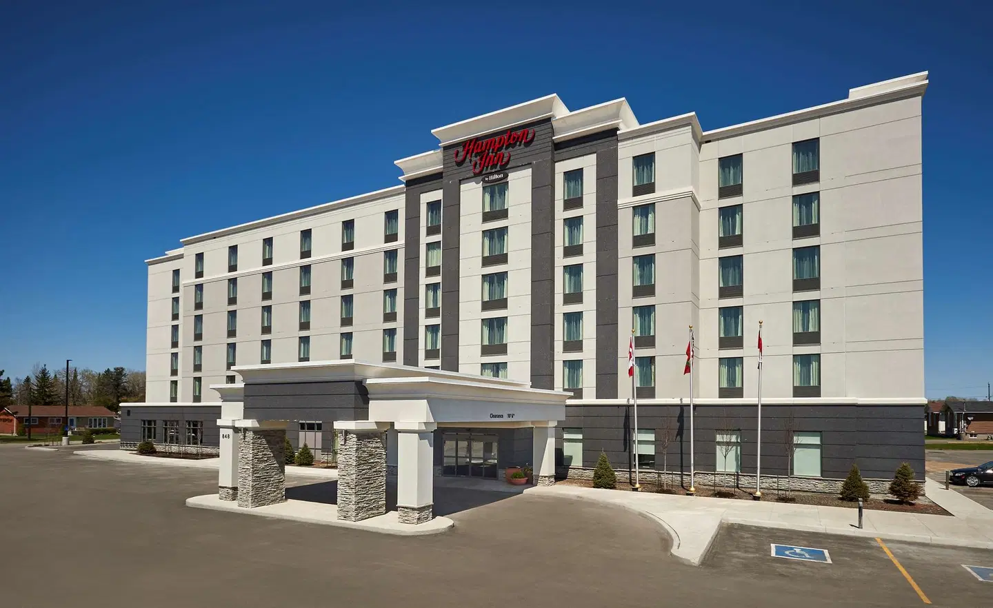 Hampton Inn by Hilton Timmins EXTERIOR