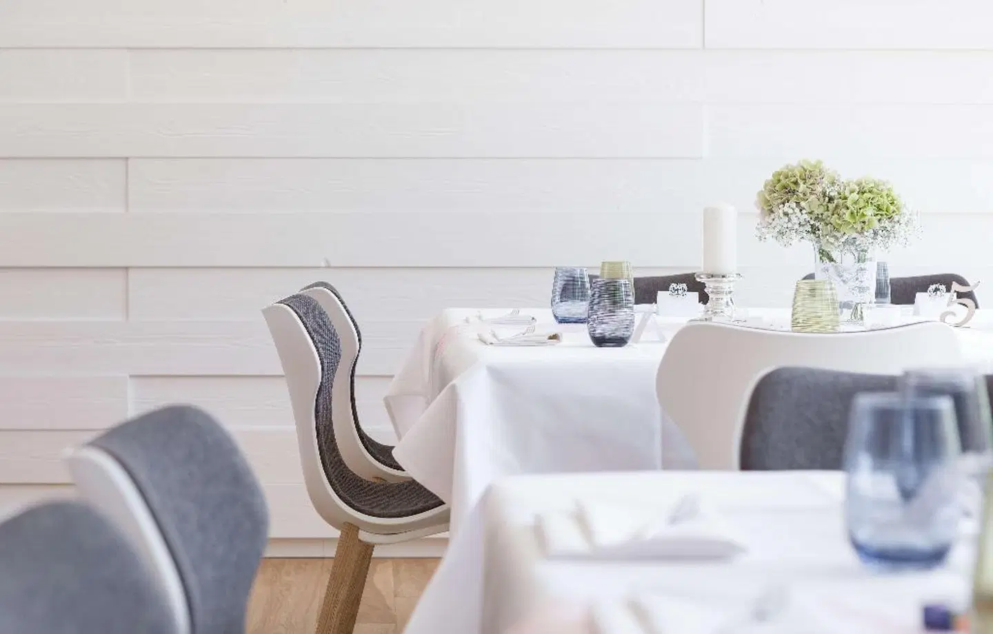 Best Western Plus Atrium Hotel BATHROOM