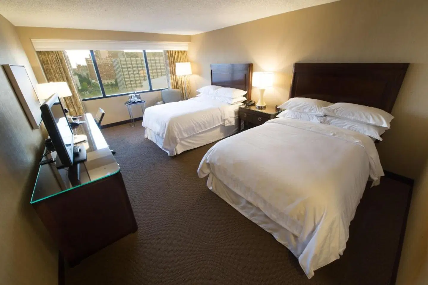 Sheraton Memphis Downtown Hotel ROOM_EXAMPLE