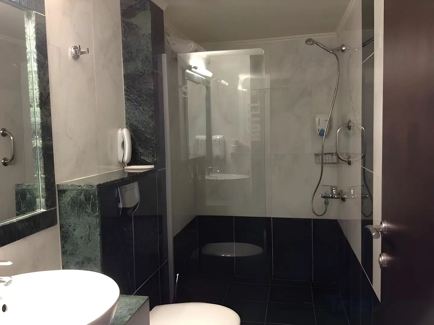 Sofia Hotel Badezimmer