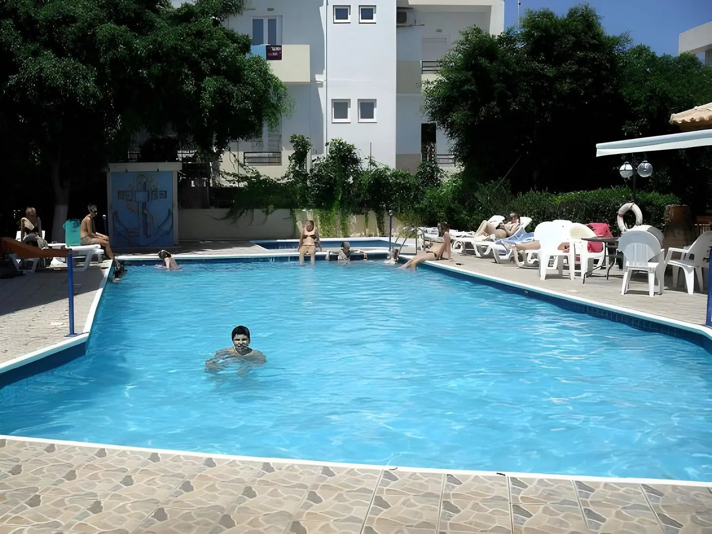 Sofia Hotel OUTDOOR_POOL