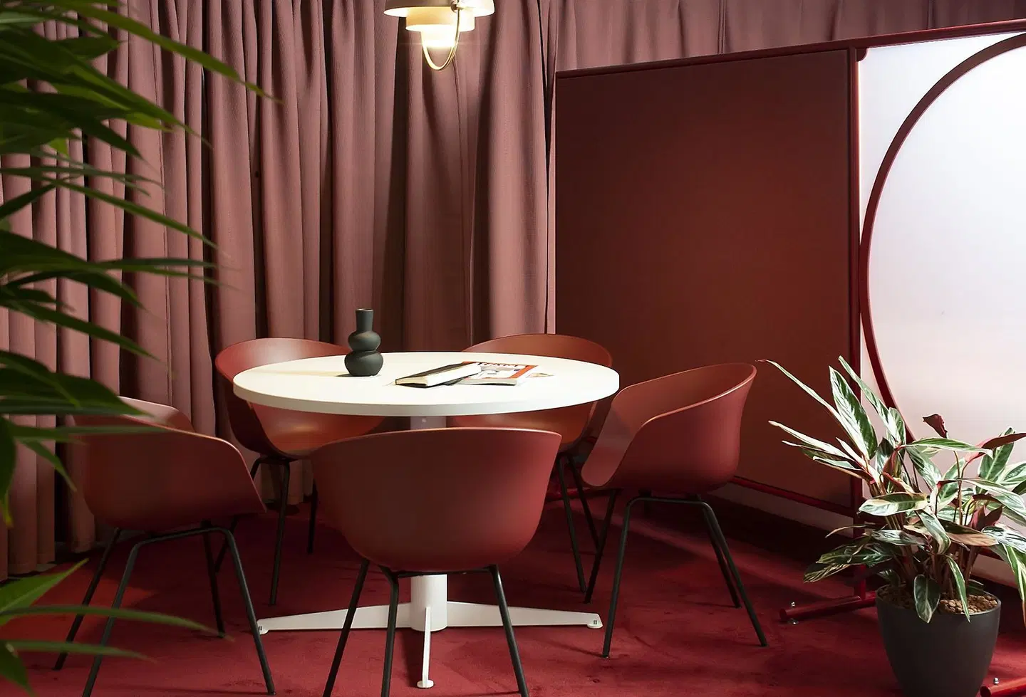 Stay Hotel Restaurant