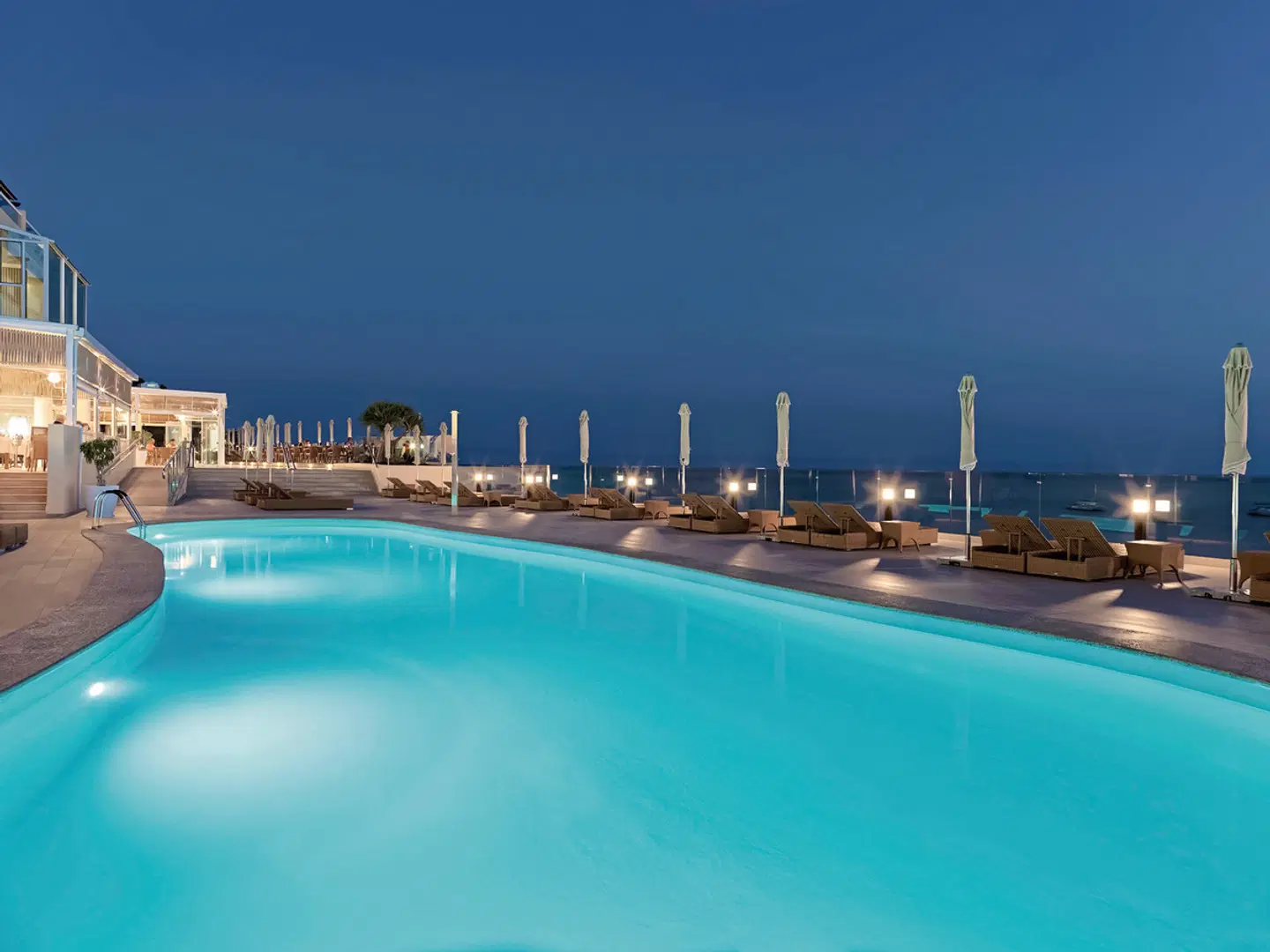 XQ El Palacete OUTDOOR_POOL