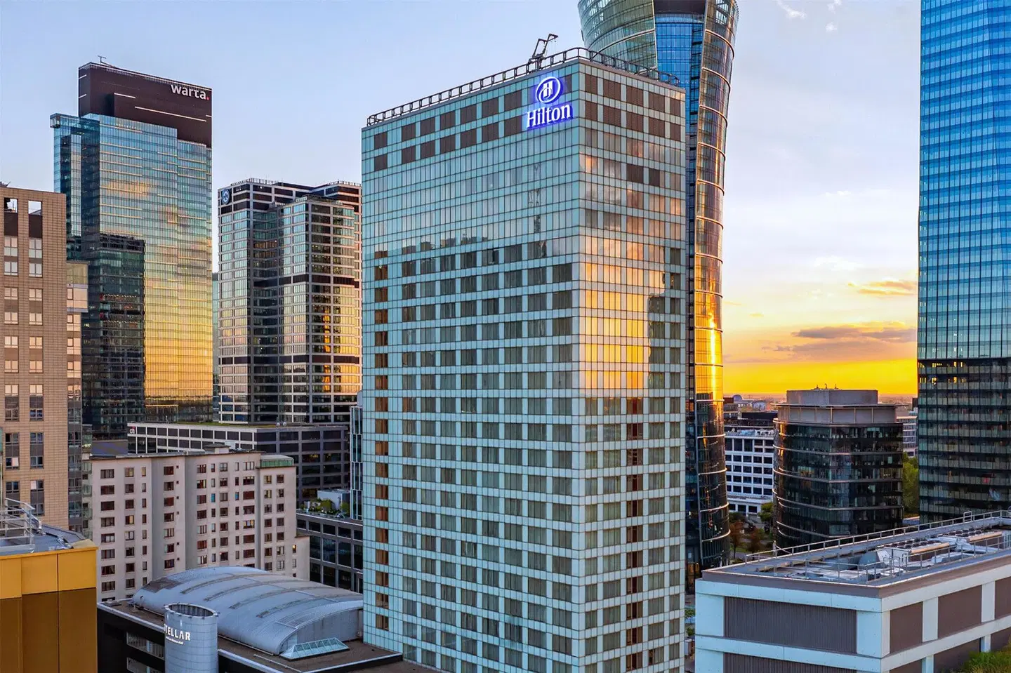 Hilton Warsaw Hotel EXTERIOR