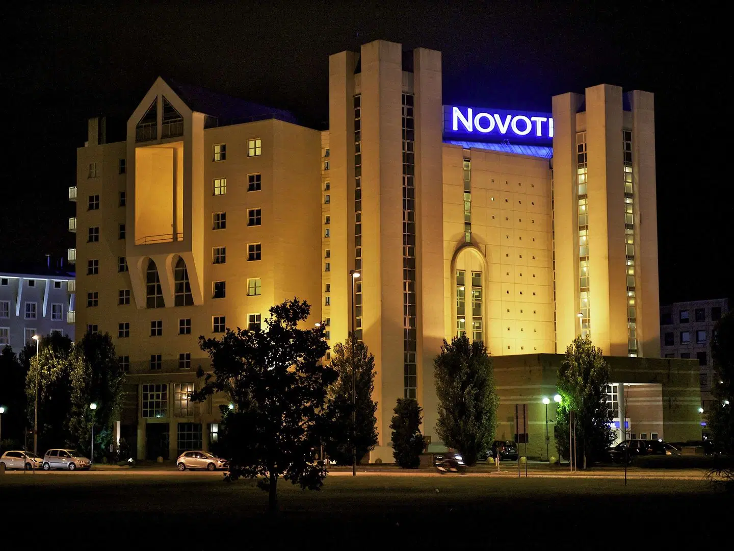 Novotel Florence North Airport Hotel EXTERIOR