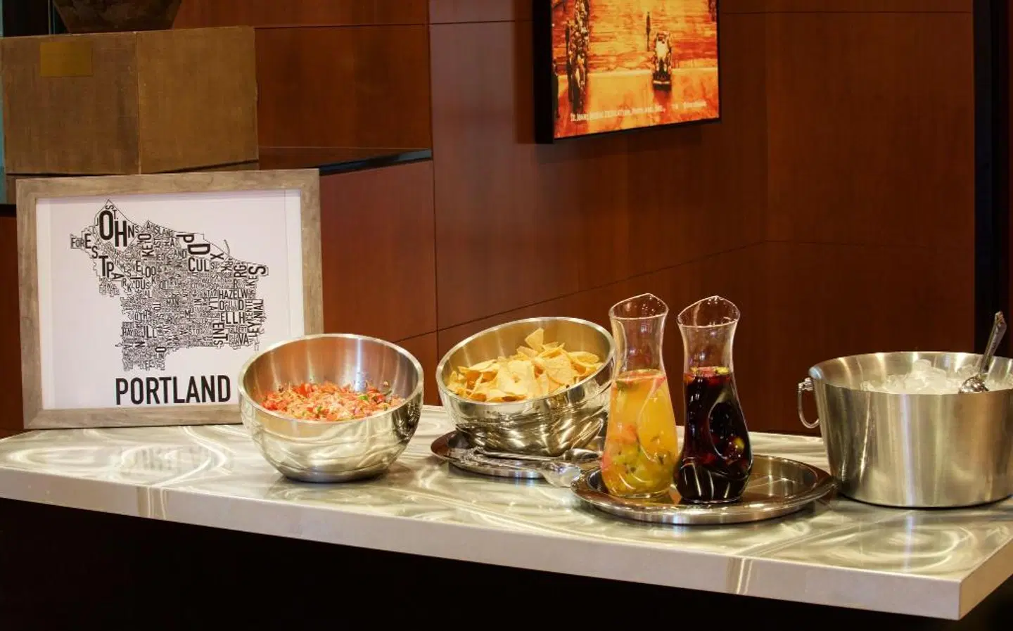 Courtyard by Marriott Portland Downtown/Convention Center Restaurant