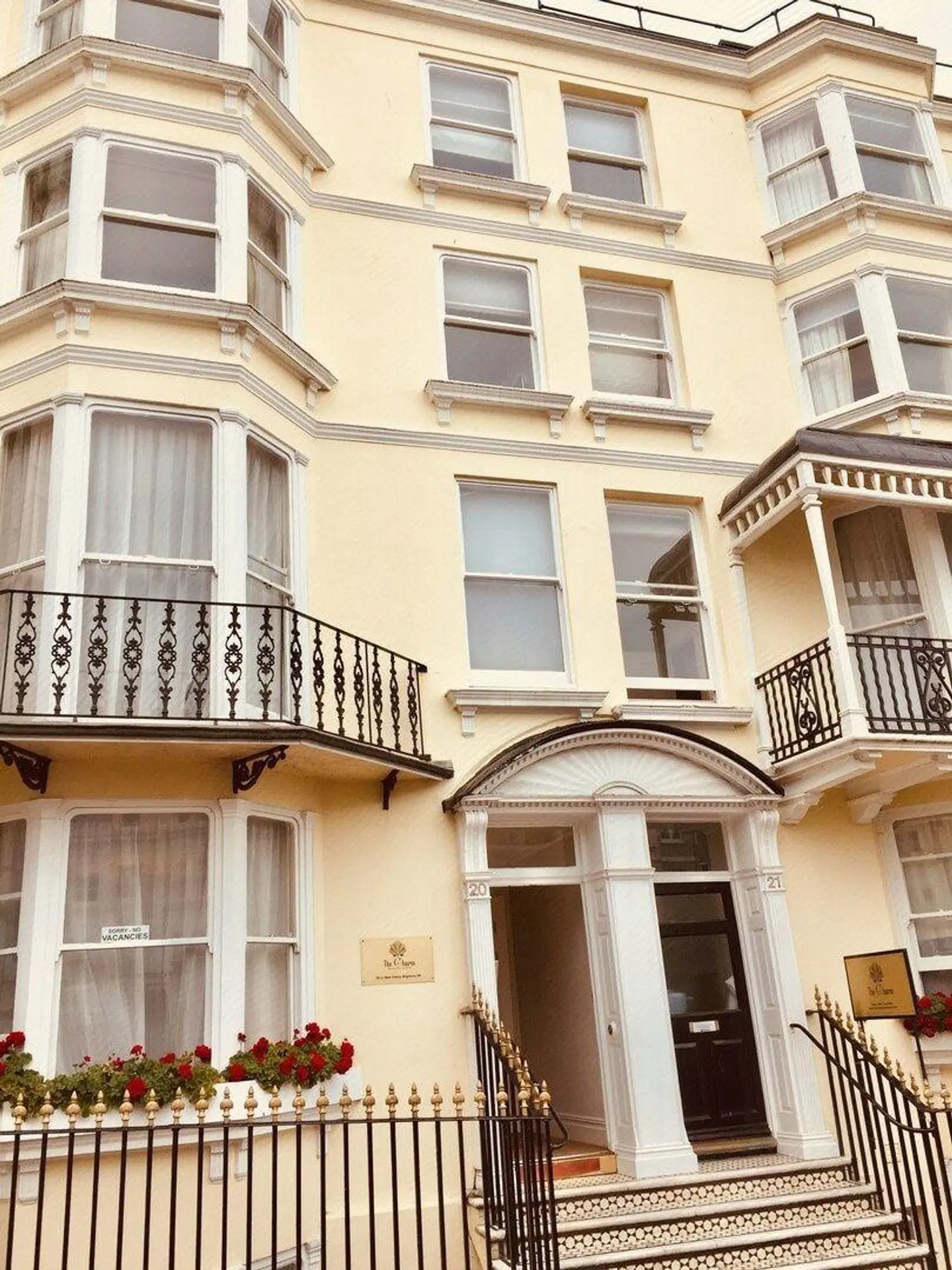 The Charm Brighton Boutique Hotel EXTERIOR