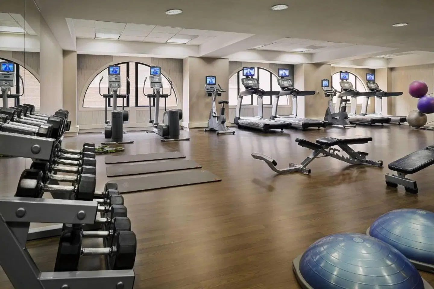 JW Marriott San Francisco Union Square SPORTS_AND_LEISURE