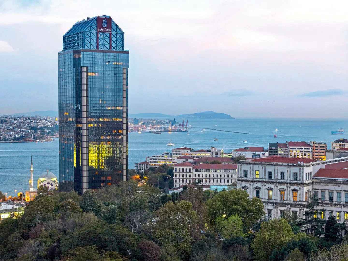 The Ritz-Carlton, Istanbul EXTERIOR