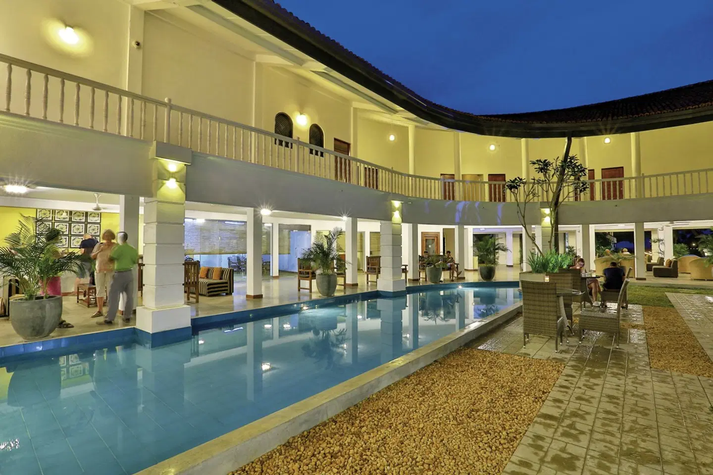 Hibiscus Beach Hotel & Villas Hallenbad