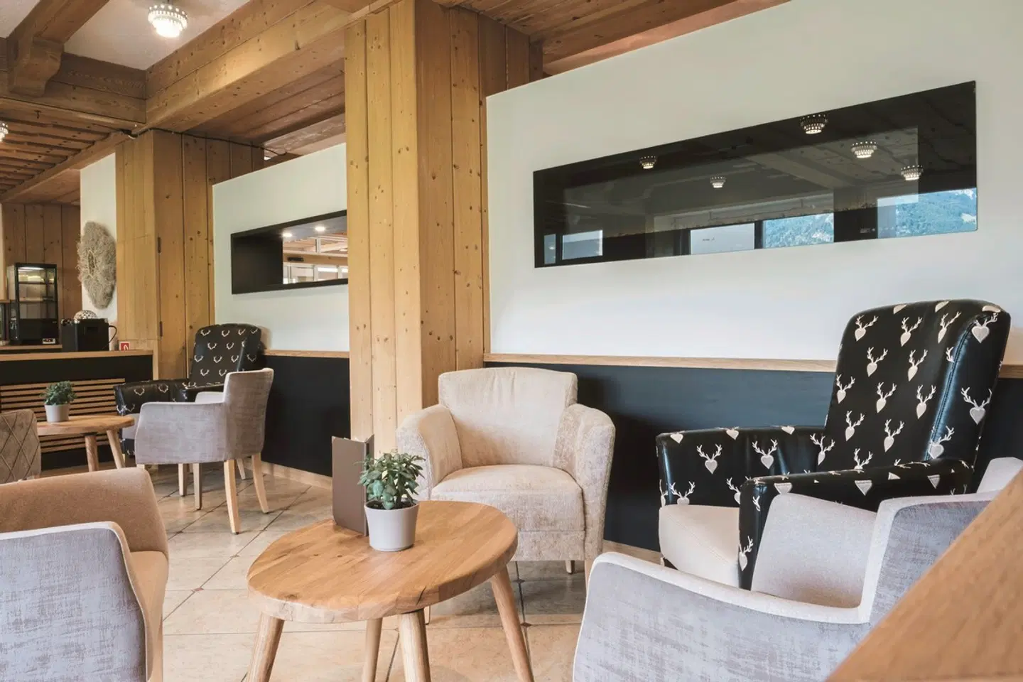 Die Gams Hotel Resort LOUNGE_LOBBY