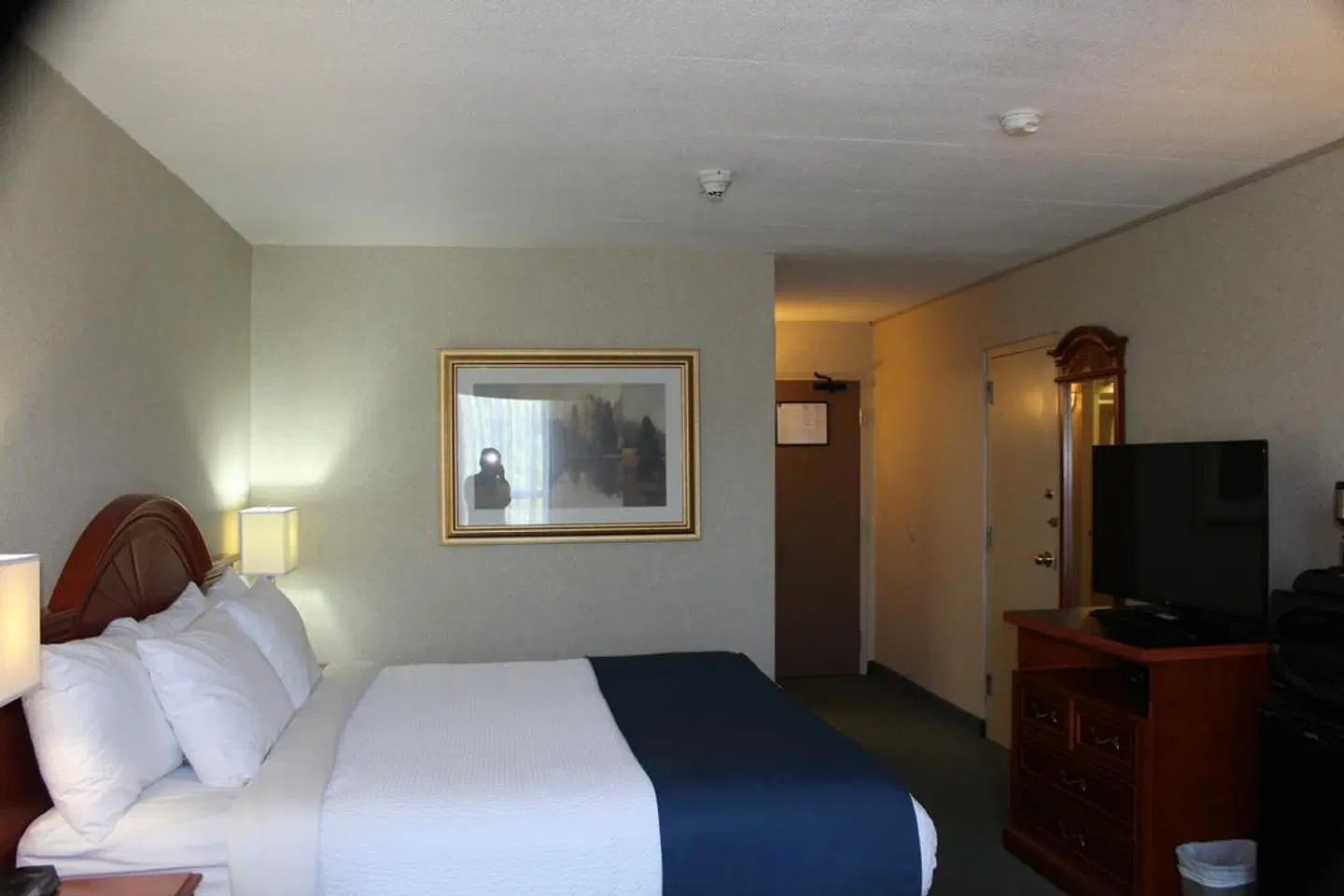 Quality Inn ROOM_EXAMPLE