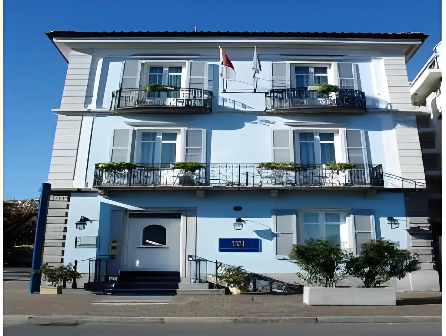 Hotel Millennium EXTERIOR