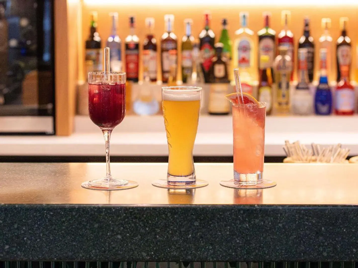 Novotel Zurich Airport Messe Hotel Bar