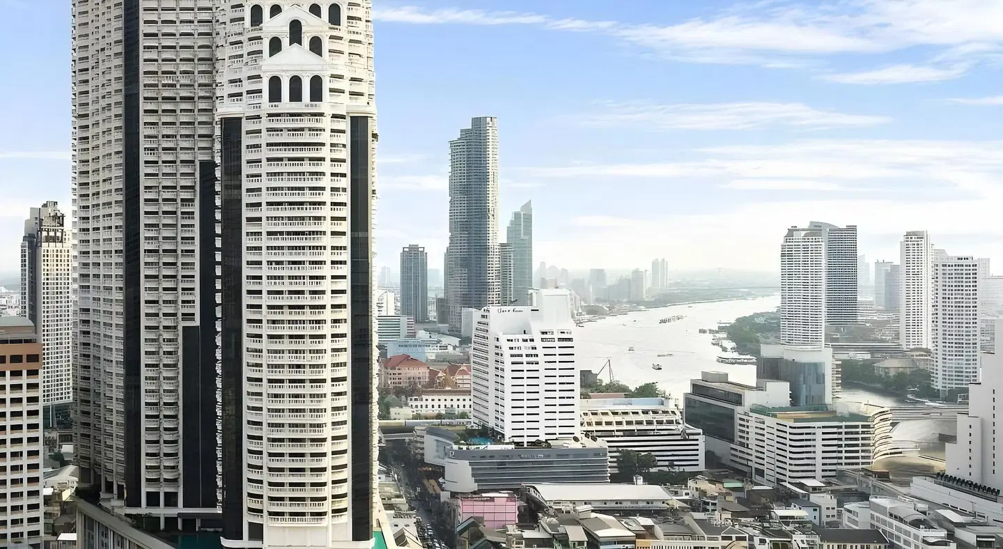 Lebua at State Tower EXTERIOR