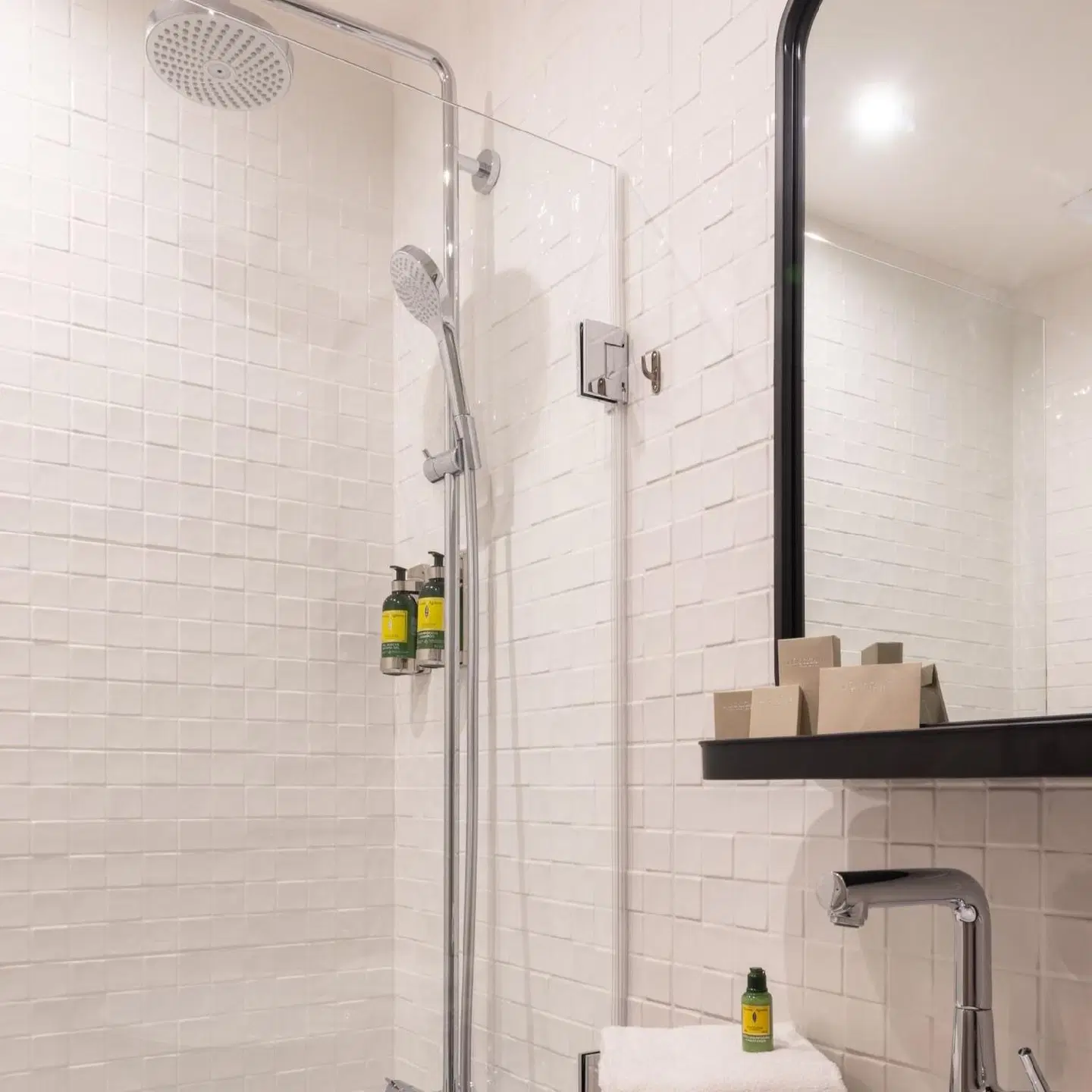 Hotel Touraine Opera BATHROOM