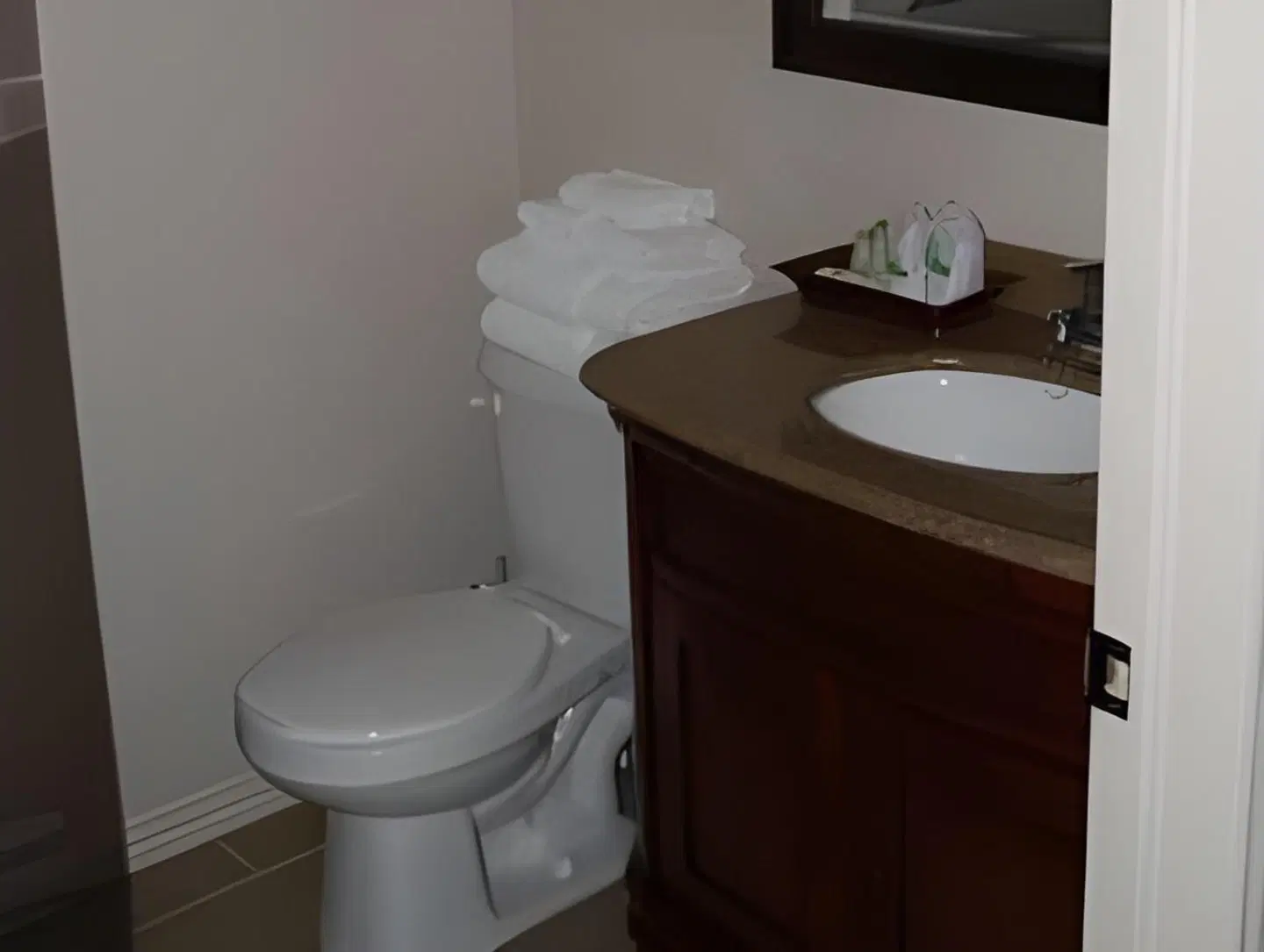 Petit Hôtel Amara BATHROOM