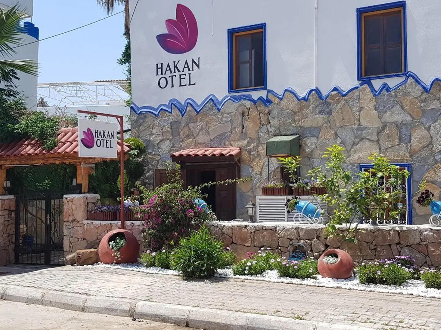 Hakan Hotel EXTERIOR